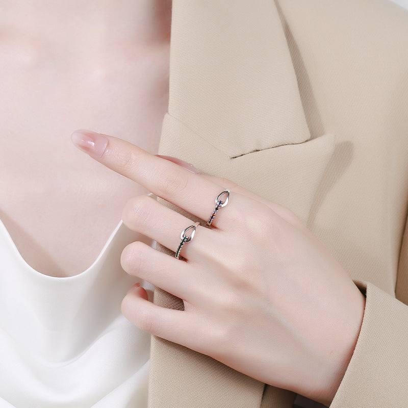 Hook Love Ring