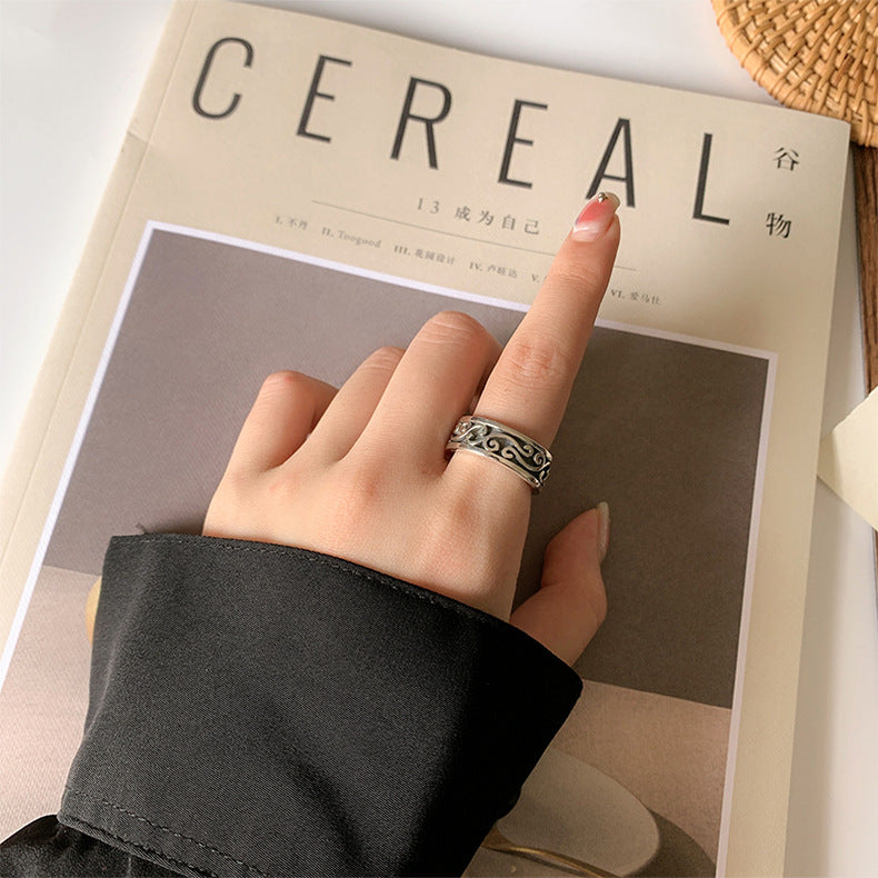 Unisex Retro Dark Thorn Ring