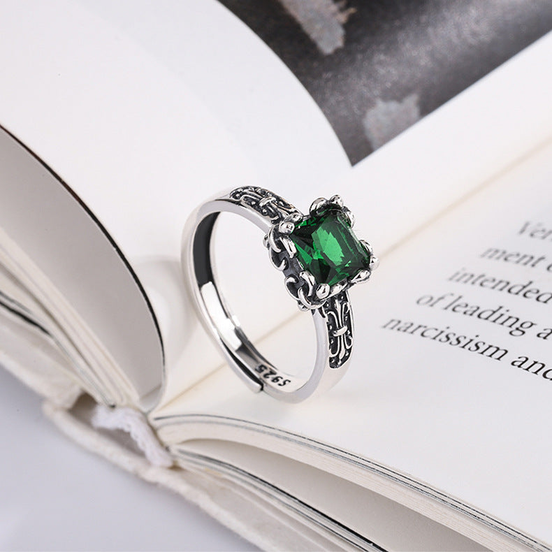 Green Royal Emblem Ring