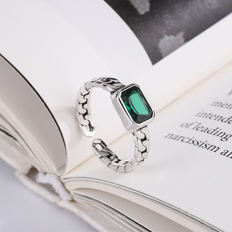 Green Chain Ring