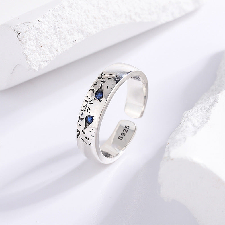 Snow Leopard Blue Eyes Ring