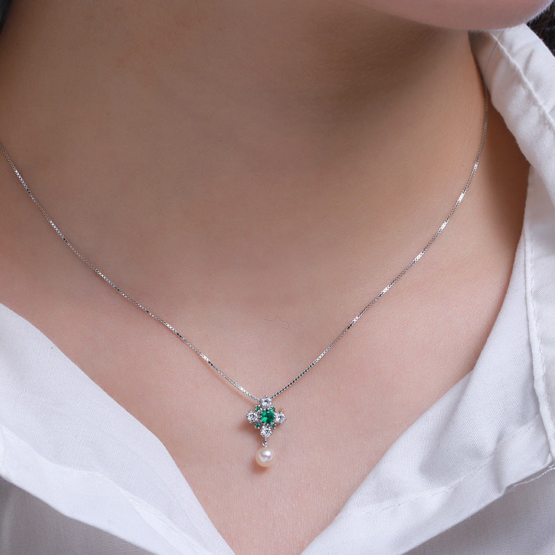 Vintage Pearl Blossom Necklace