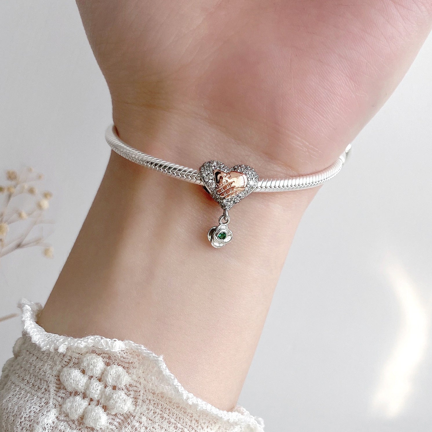 Mother & Children Hands Beads