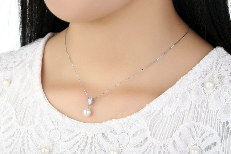 Water Drop Pearl Necklace