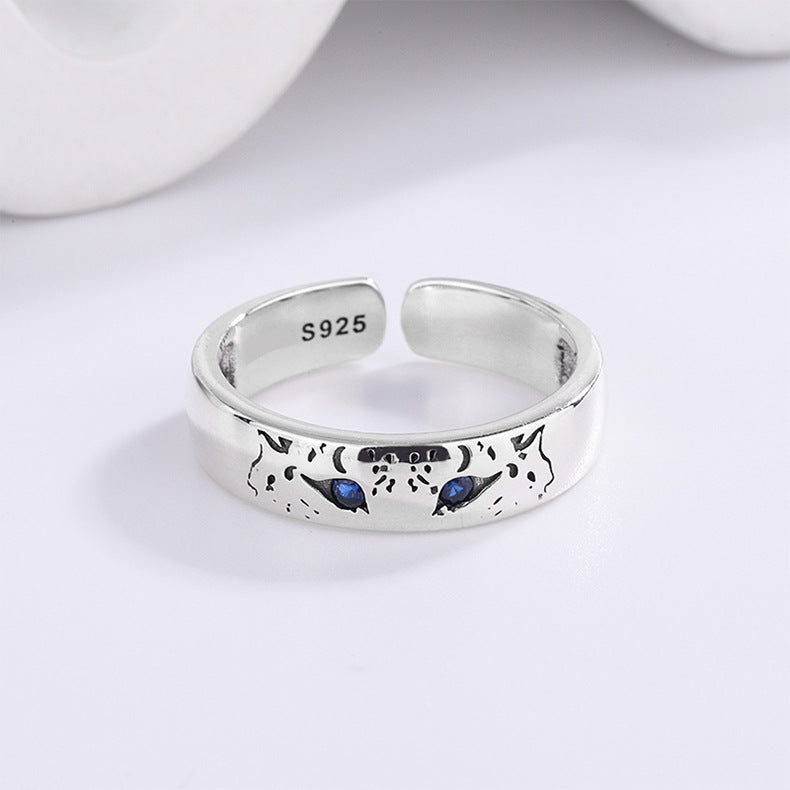 Snow Leopard Blue Eyes Ring