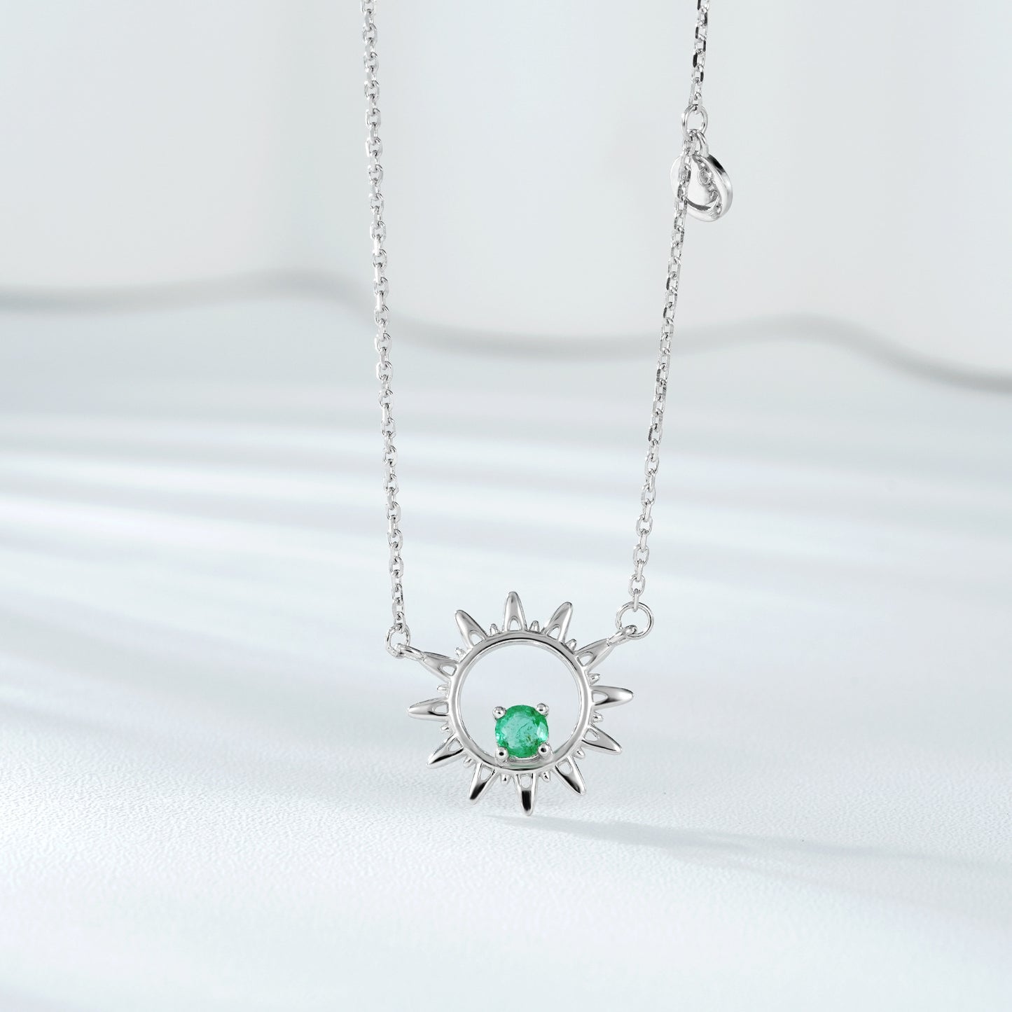 Bright Sun Emerald Necklace