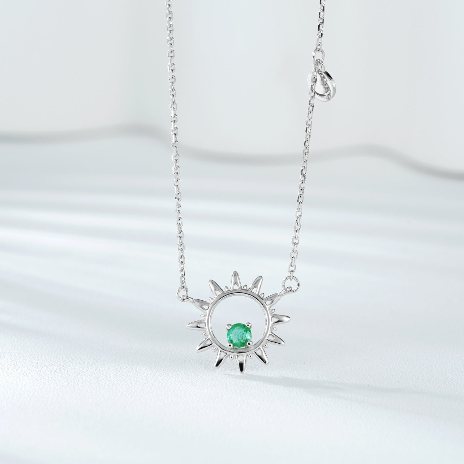 Bright Sun Emerald Necklace