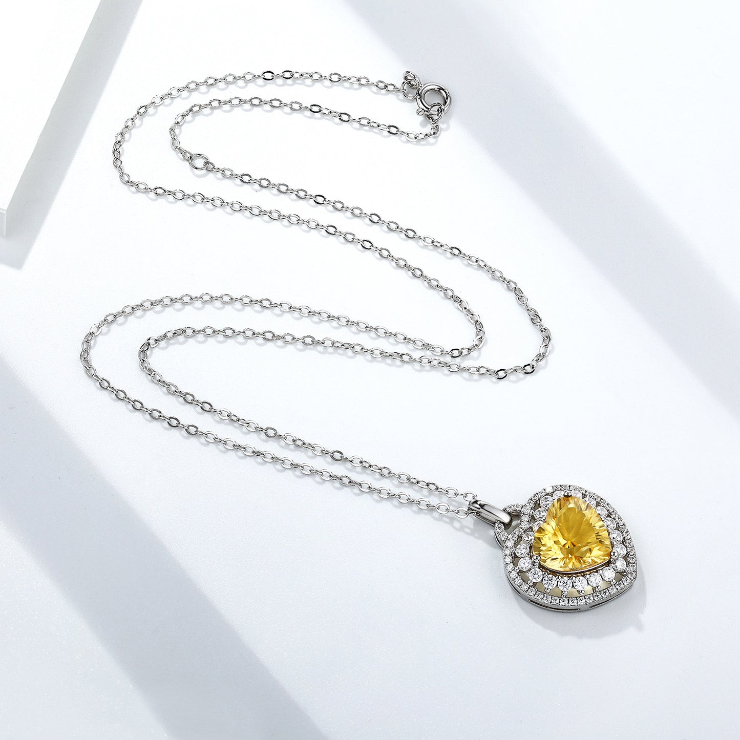 Golden Heart Radiance Necklace