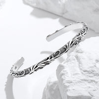 Carved Grass Bracelet