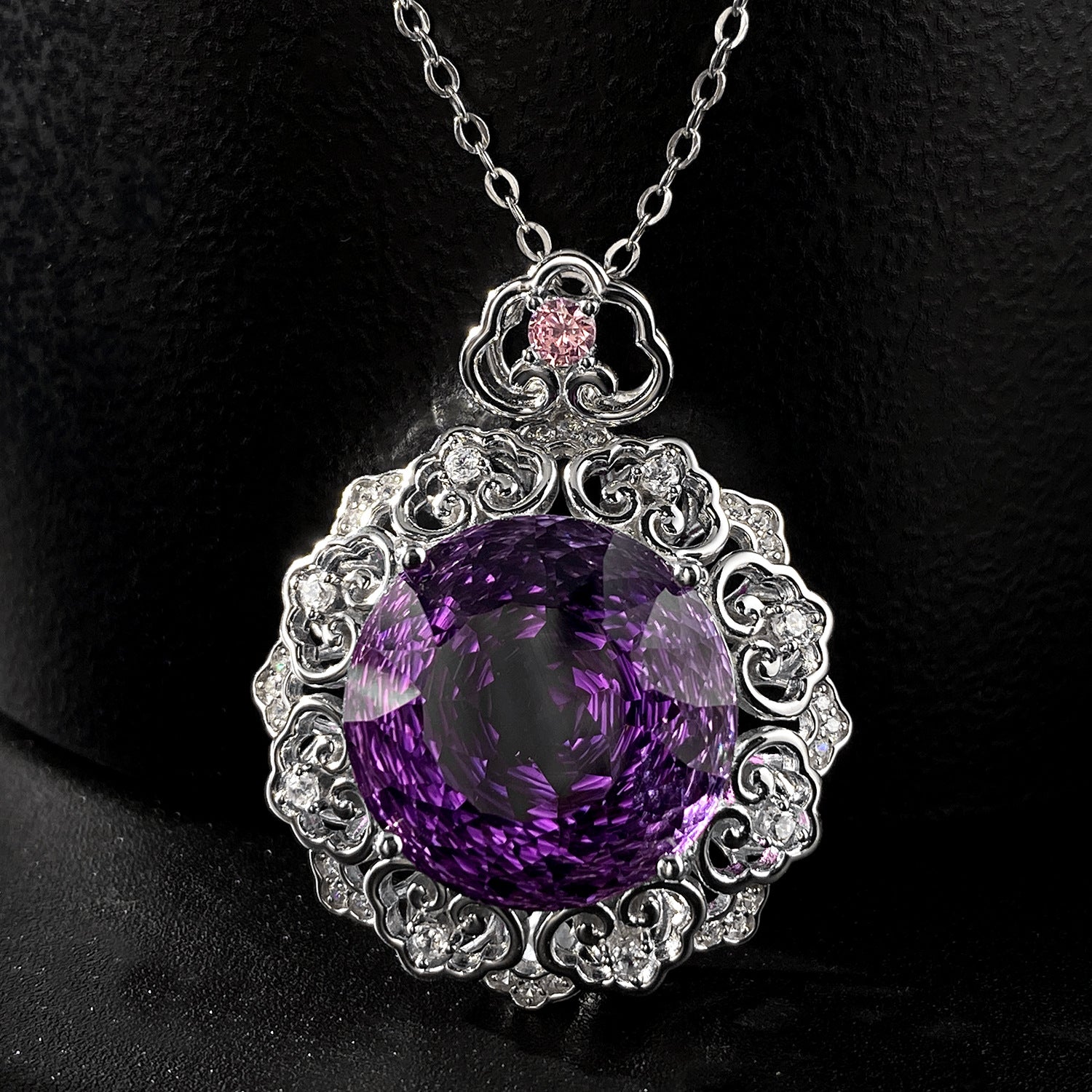Luxurious Inlaid Geometric Amethyst Necklace
