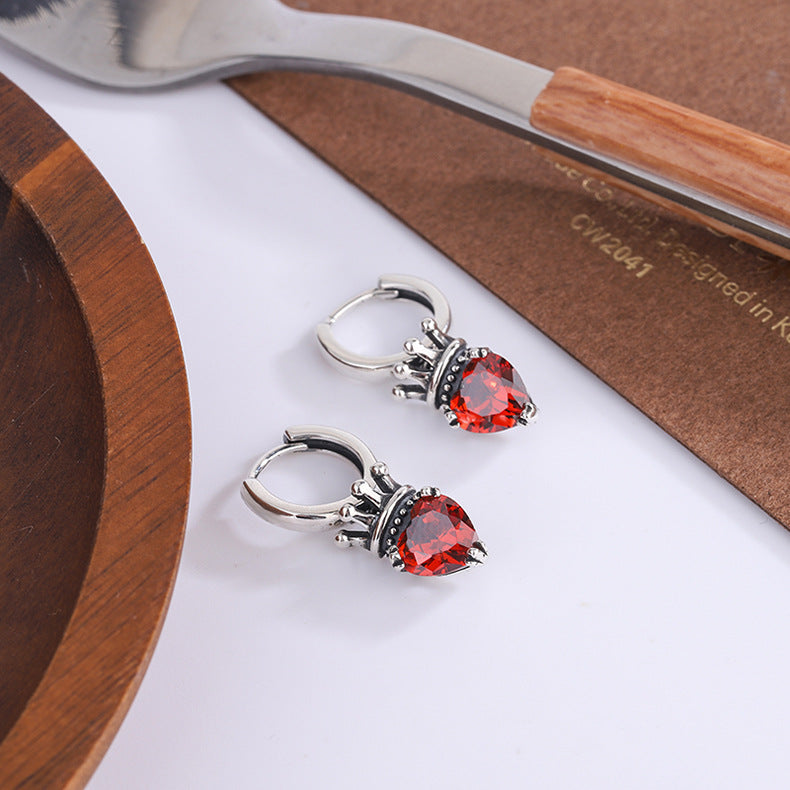 Crown Peach Heart Vintage Earrings