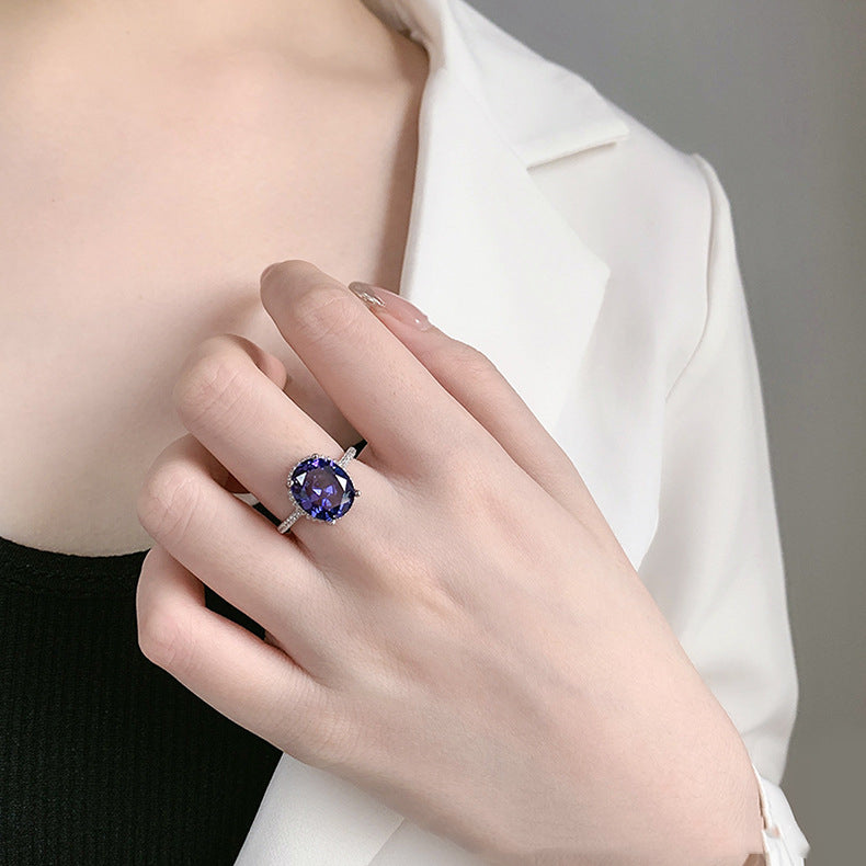 Pigeon Egg Sapphire Ring